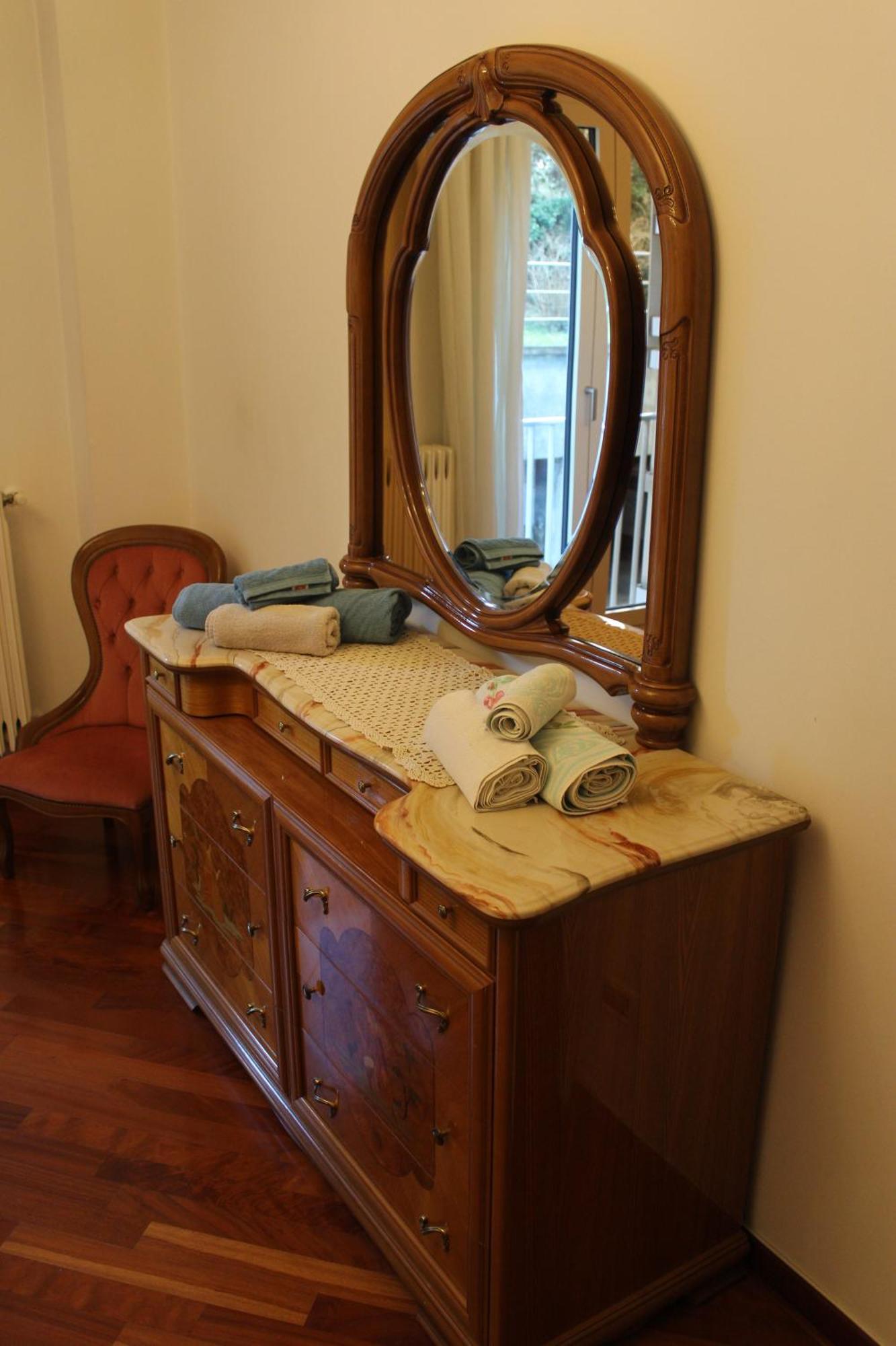 Casa Mira - Ampio, Fully Equipped E Zona Tranquilla Leilighet Trieste Eksteriør bilde